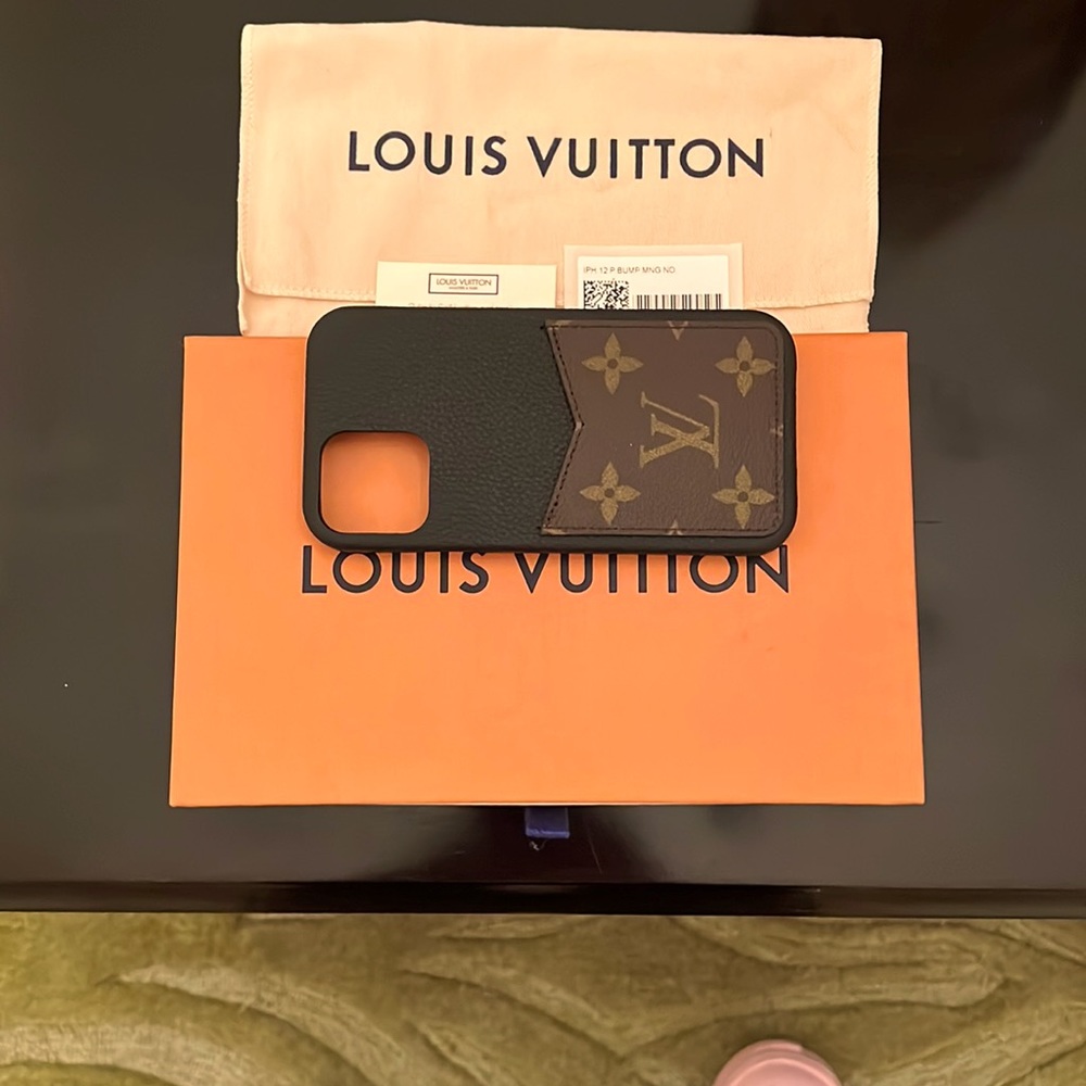 Louis Vuitton I Phone 12 / 12 Pro Phone Bumper